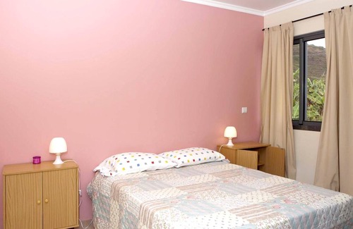 Arco da Calheta Apartment | Homerez - Appartement 6 km away from the beach for 4 ppl. at Arco da Calheta