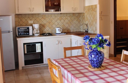 Querciolo Apartment | Homerez - Appartement 4 km away from the beach for 2 ppl. with shared pool
