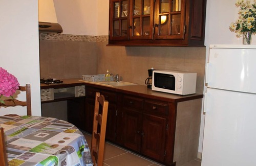 Querciolo Apartment | Homerez - Appartement 4 km away from the beach for 2 ppl. with shared pool