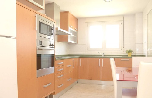 Grao de Gandia Apartment | Homerez - Appartement 500 m away from the beach for 6 ppl. with shared pool