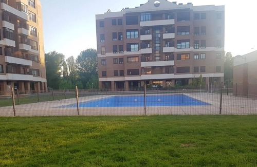 Cuenca Apartment | Homerez - Appartement for 8 ppl. with shared pool, jacuzzi and terrace at Cuenca