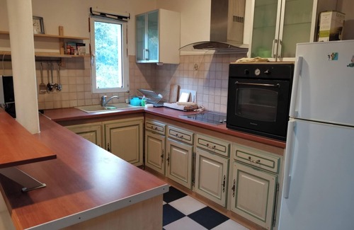 Berre-des-Alpes Apartment | Homerez - Apt Berre-les-Alpes w/Pool