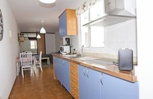 Lomo Quiebre Apartment | Homerez - Apt in Lomo Quiebre, sea view