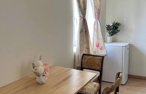 Stains Apartment | Homerez - Apt in Stains, near Paris