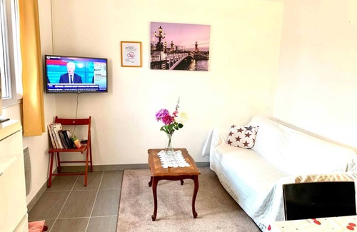 Pontault-Combault Apartment | Homerez - Apt. Pontault-Combault