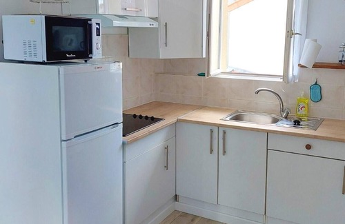 Rosny-sous-Bois Apartment | Homerez - Beautiful appartement for 2 ppl. at Rosny-sous-Bois