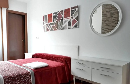 Muros Apartment | Homerez - Beautiful apartement 400 m away from the beach for 5 ppl. at A Coruña