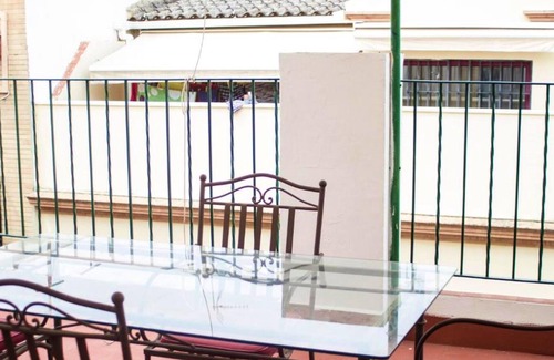 Triana Apartment | Homerez - Beautiful appartement for 2 ppl. with terrace and balcony at Sevilla