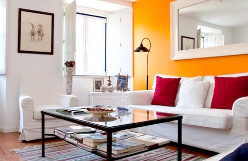 Santos Apartment | Homerez - Beautiful appartement for 4 ppl. at Lisboa