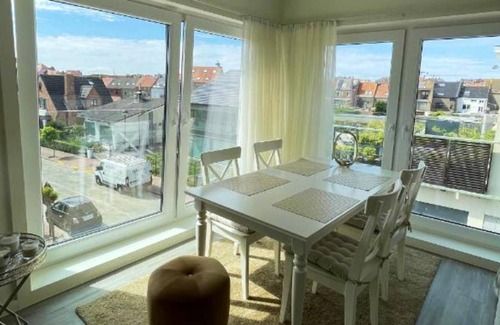 Heist Apartment | Homerez - Beautiful appartement for 4 ppl. with balcony at Knokke-Heist