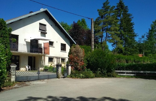 Pont-du-Navoy Apartment | Homerez - Beautiful appartement for 5 ppl. with terrace at Pont-du-Navoy