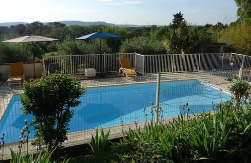 Cardet House | Homerez - Beautiful house for 4 ppl. with shared pool and terrace at Cardet
