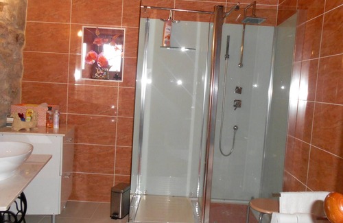 Guilhofrei House | Homerez - Beautiful house for 6 ppl. with terrace at Gontim