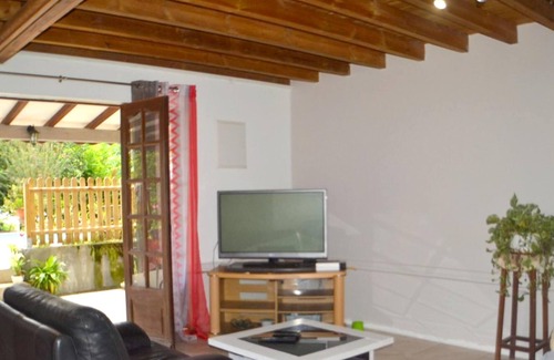 Tartane Villa | Homerez - Beautiful villa for 8 ppl. with swimming-pool at La Trinité