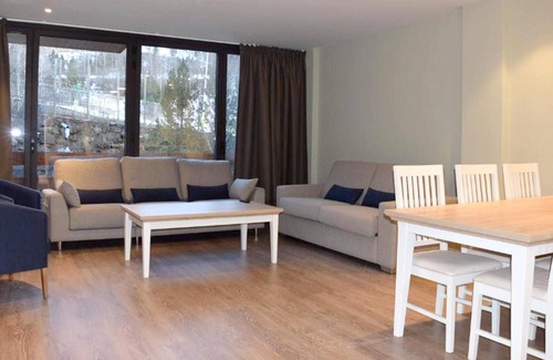 Incles Apartment | Homerez - Big appartement for 10 ppl. at El Tarter