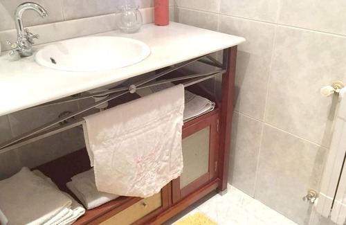 Poio Ski Chalet | Homerez - Big chalet 3 km away from the beach for 12 ppl. with swimming-pool