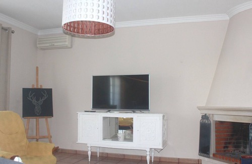 Sao Simao House | Homerez - Big house 16 km away from the beach for 9 ppl. with swimming-pool
