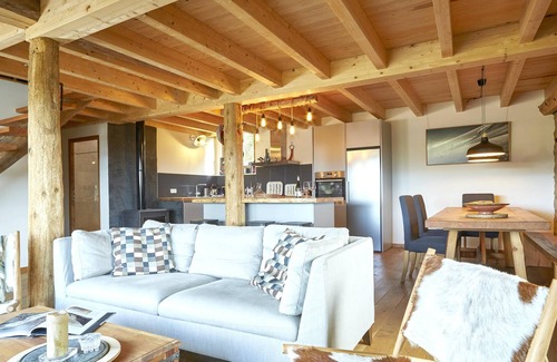 La Llagonne House | Homerez - Big house 6 km away from the slopes for 13 ppl. at La Llagonne