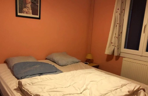 Bouchet House | Homerez - Big house for 9 ppl. with swimming-pool, jacuzzi and garden at Bouchet