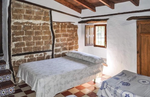 Montefrio Villa | Homerez - Big villa for 10 ppl. with swimming-pool and terrace at Montefrío