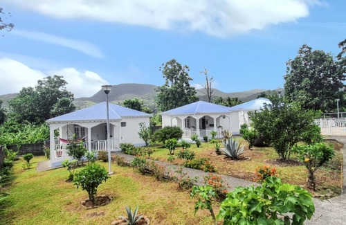Capesterre-Belle-Eau House | Homerez - Bungalow in Capesterre-Belle-Eau