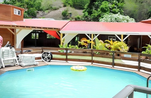 Le Gosier House | Homerez - Bungalow in Le Gosier