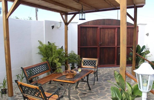 La Mancha Ski Chalet | Homerez - Chalet 2 km away from the beach for 4 ppl. at Icod de los Vinos