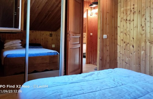Le Biot Ski Chalet | Homerez - Chalet 7 km away from the slopes for 6 ppl. with jacuzzi at Le Biot