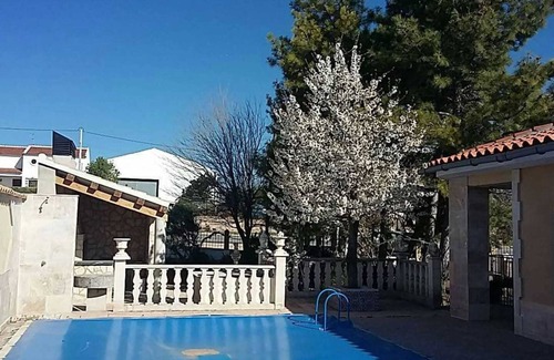 La Almarcha Ski Chalet | Homerez - Chalet in La Almarcha