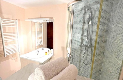 Lacrost Apartment | Homerez - Charming Apartment in Lacrost with Private Garden - 60 m²