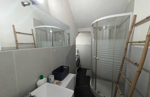 Bastia Apartment | Homerez - Charming apartment in Bastia with enclosed garden