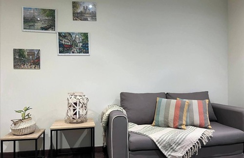 Stains Apartment | Homerez - Charming Apartment in Stains with Balcony