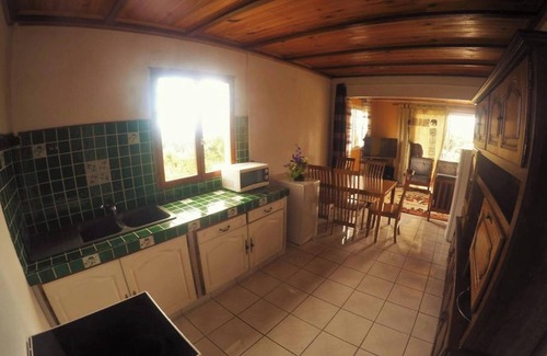 Petite-ÃŽle Apartment | Homerez - Charming Apt in Le Tampon