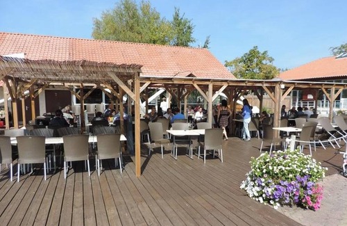 Gastes House | Homerez - Charming Bungalow Gastes Private Pool