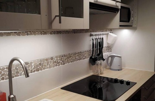 La Palmyre House | Homerez - Charming House in Les Mathes with Enclosed Garden