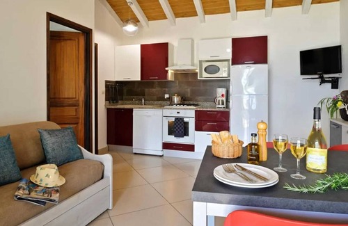 Olmeto House | Homerez - Charming house in Olmeto with shared pool