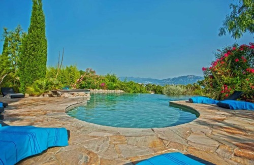 Olmeto House | Homerez - Charming house in Olmeto with shared pool