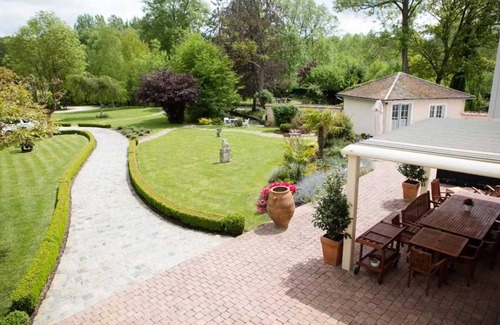 Houx House | Homerez - Charming house in Houx with private pool