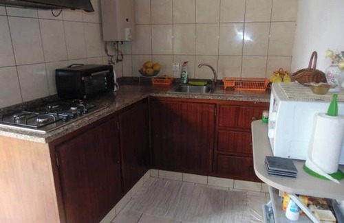 Machico House | Homerez - Charming house in Machico with mountain view and garden