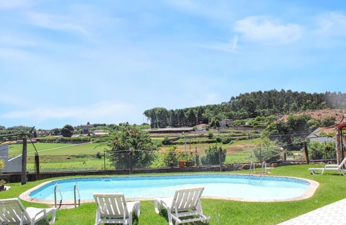 Vila Nova de Famalicao House | Homerez - Charming House in Requião with Shared Pool