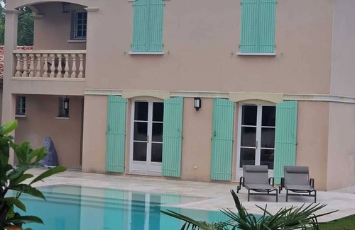 Riberac Villa | Homerez - Charming villa in Ribérac with private pool
