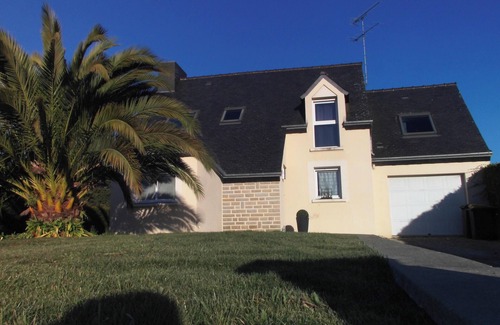 Tregomeur House | Homerez - Comfortable house in Trégomeur with garden and parking
