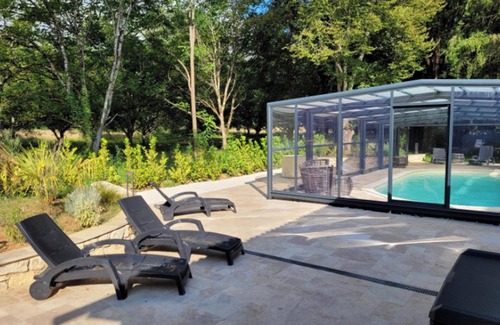 Carlux Villa | Homerez - Comfortable Villa in Carlux with Private Pool and Garden