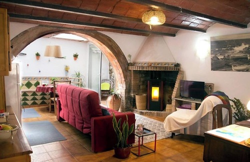Bellcaire d'Emporda House | Homerez - Country House Bellcaire d'Empordà