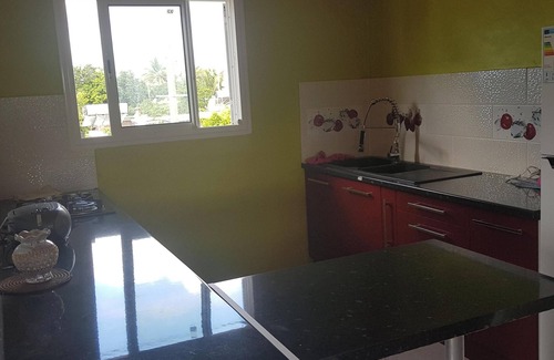 Le Port House | Homerez - Cozy House in Le Port, Sea View