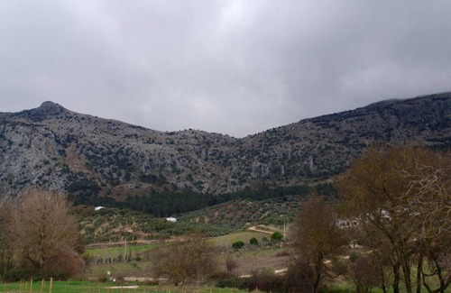 Villanueva del Trabuco Villa | Homerez - Big villa for 18 ppl. with swimming-pool at Villanueva del Trabuco