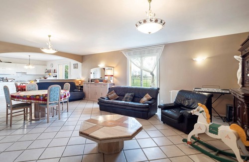 Saint-Cyr-sur-le-Rhone House | Homerez - Charming House in Saint-Cyr-sur-le-Rhône