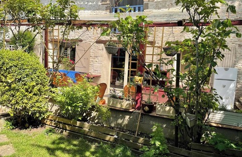 Saint-Jean-de-Sauves House | Homerez - House Saint-Jean-de-Sauves