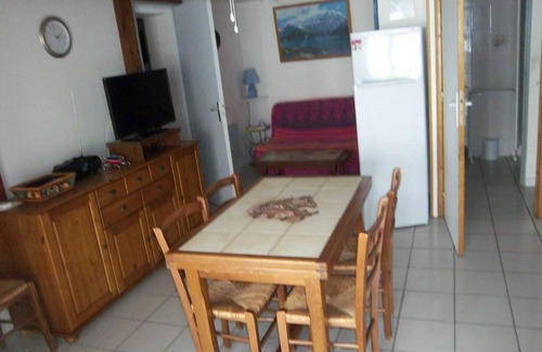 Sainte-Marie-la-Mer House | Homerez - House in Sainte-Marie-la-Mer