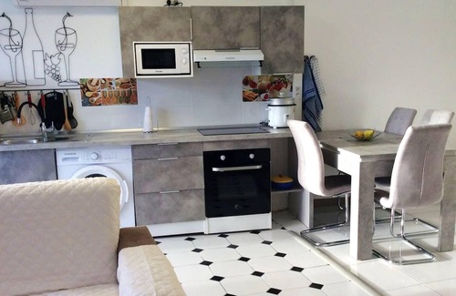 Le Port House | Homerez - House 15 km away from the beach for 4 ppl. with shared pool at Le Port